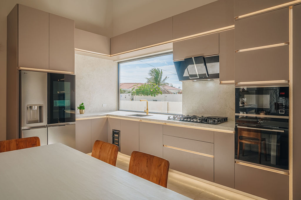 Alma · Kitchen