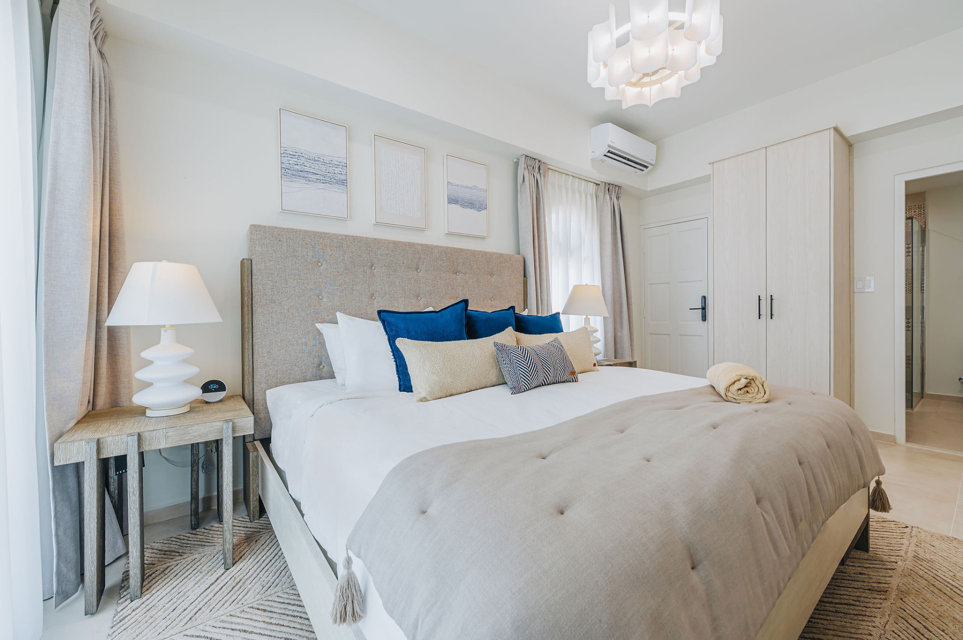 Reina del Sol · Bedrooms