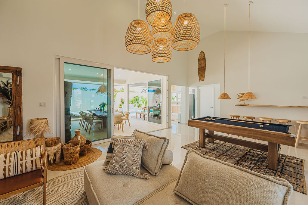 Amandari · Living area