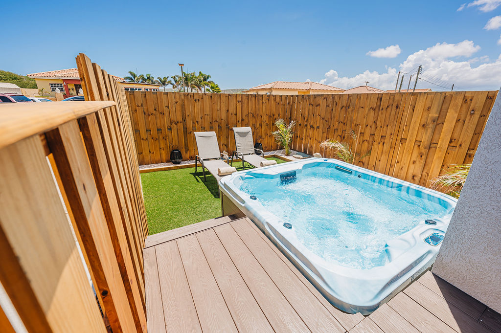 Brisa Dushi · Jacuzzi & outdoor