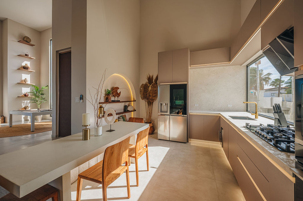 Alma · Kitchen