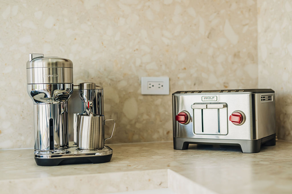 Amandari · Kitchen & dining