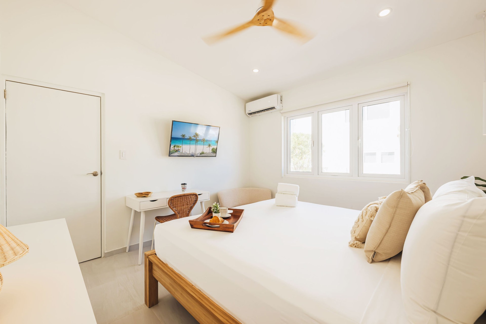 Hoya · Bedrooms