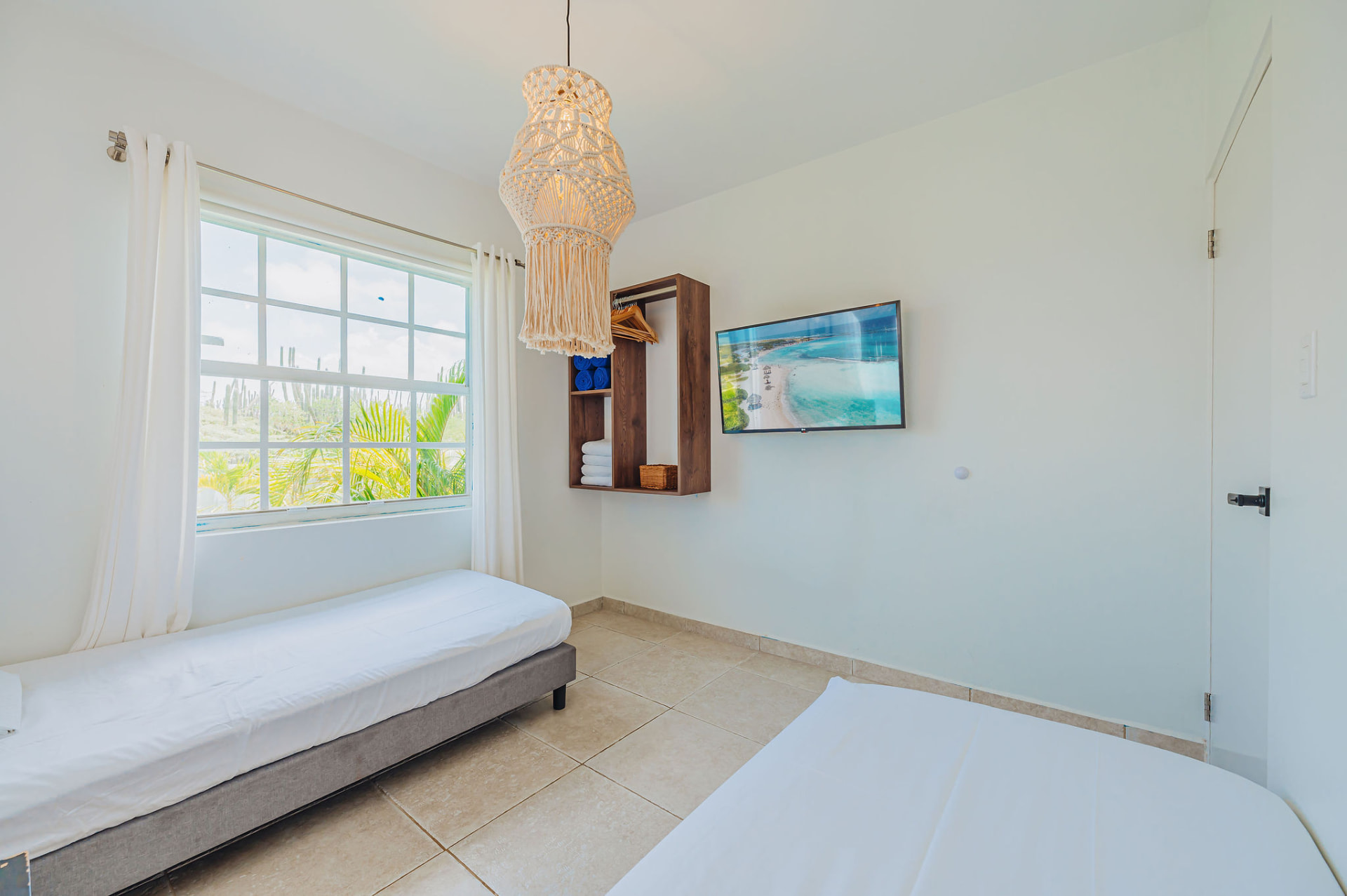 Cadushi · Fourth bedroom