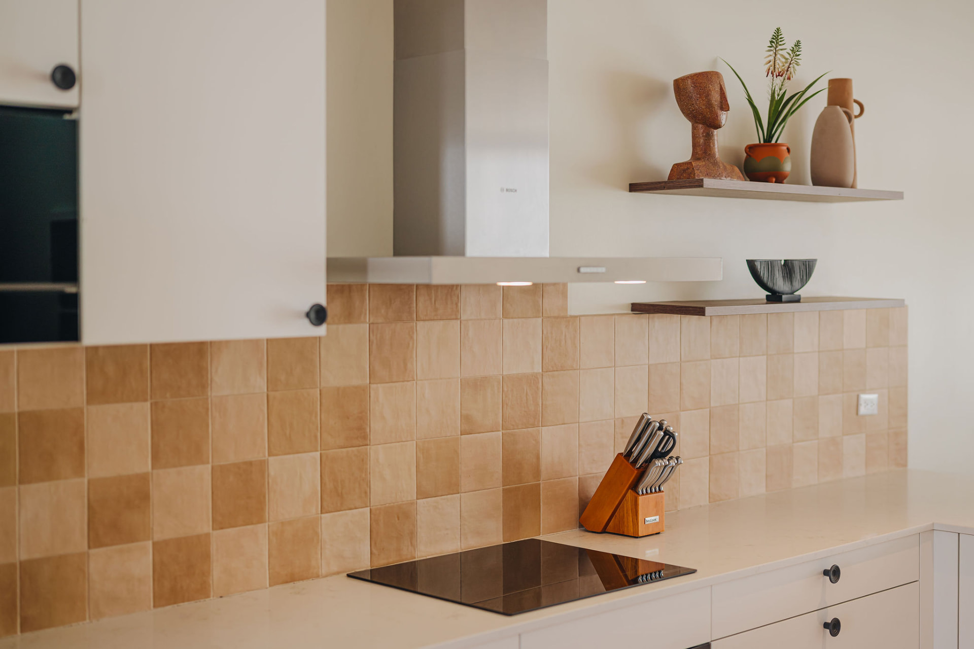 Costa Catalina · Kitchen & dining