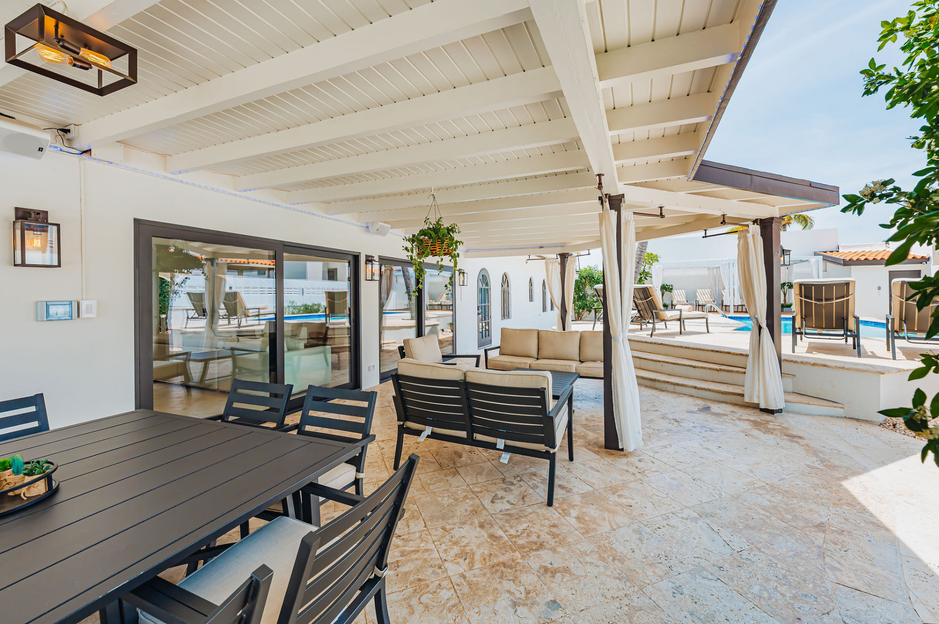 Reina del Sol · Outdoor & pool