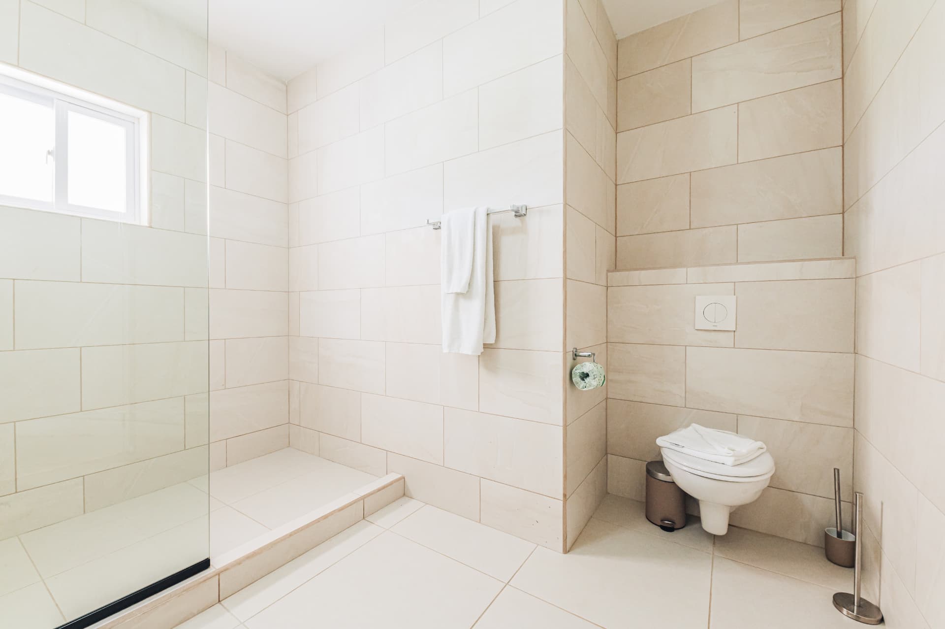 Cadushi · Second master bathroom