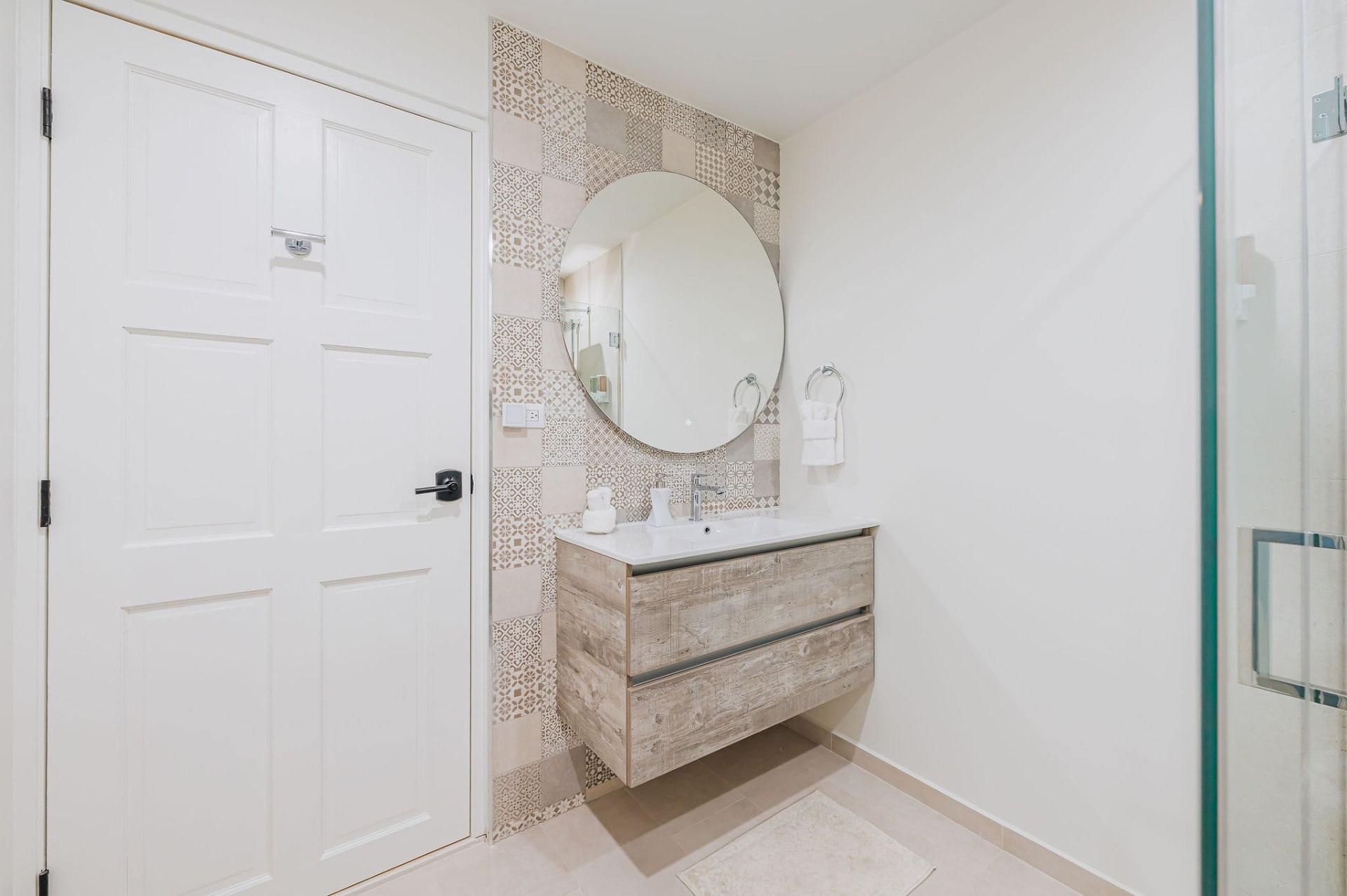 Reina del Sol · Bathrooms
