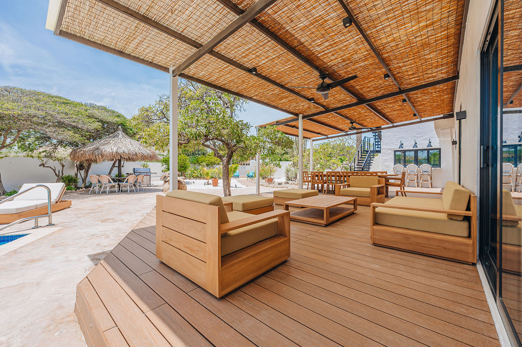 Bougainvillea · Outdoor dining & lounge