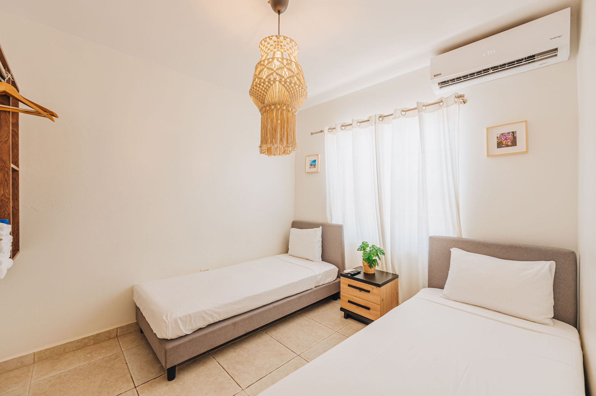 Cadushi · Third bedroom