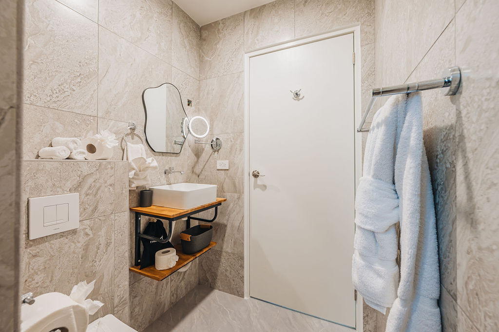 Brisa Dushi · Bathrooms