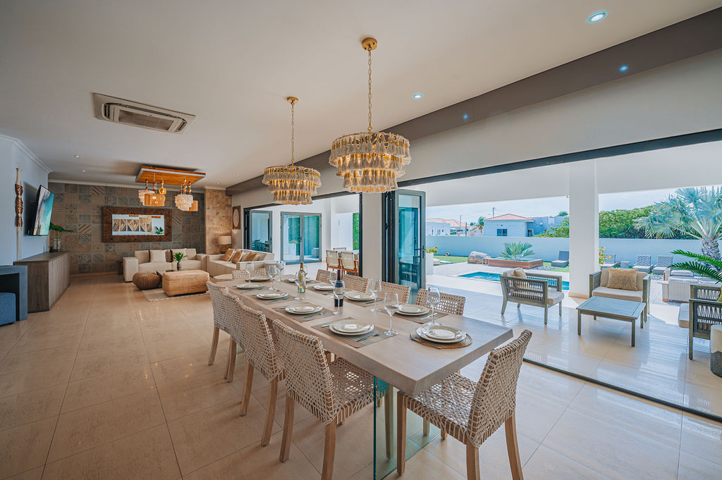 Sophie · Kitchen & dining