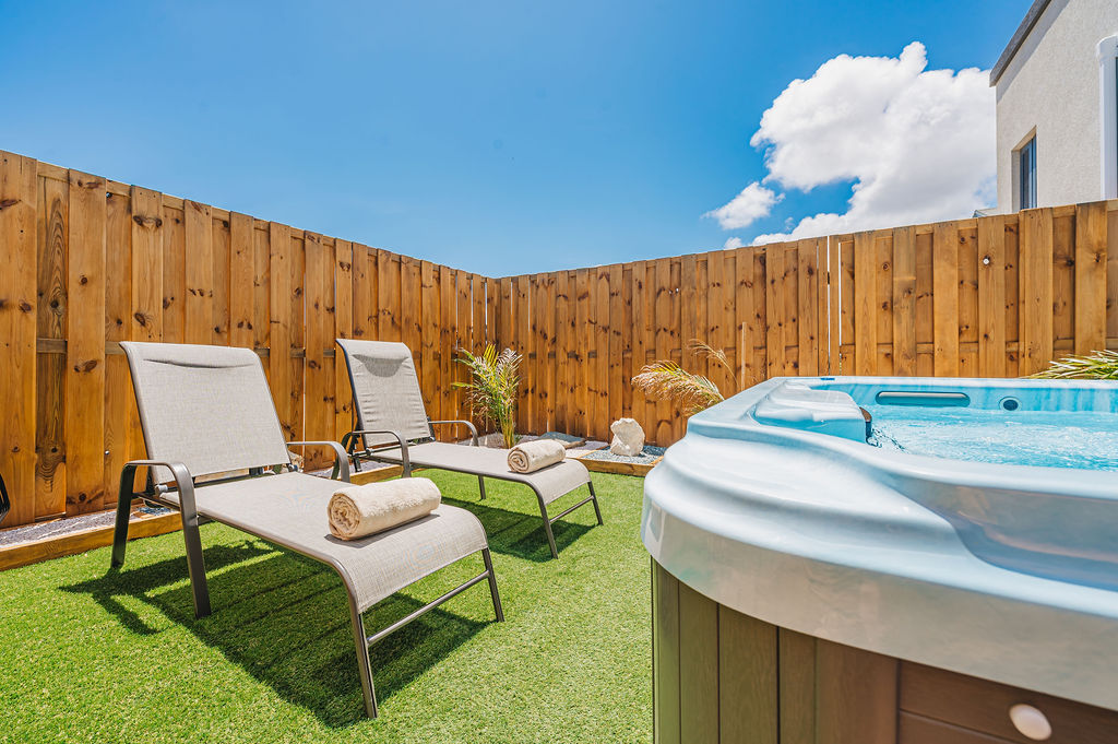 Brisa Dushi · Jacuzzi & outdoor