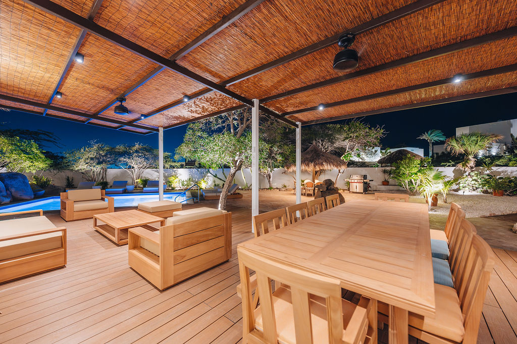 Bougainvillea · Outdoor dining & lounge