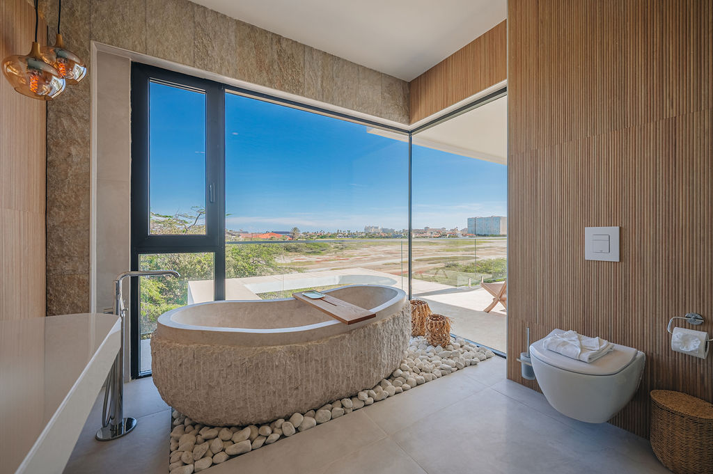 Alma · Bathrooms & spa