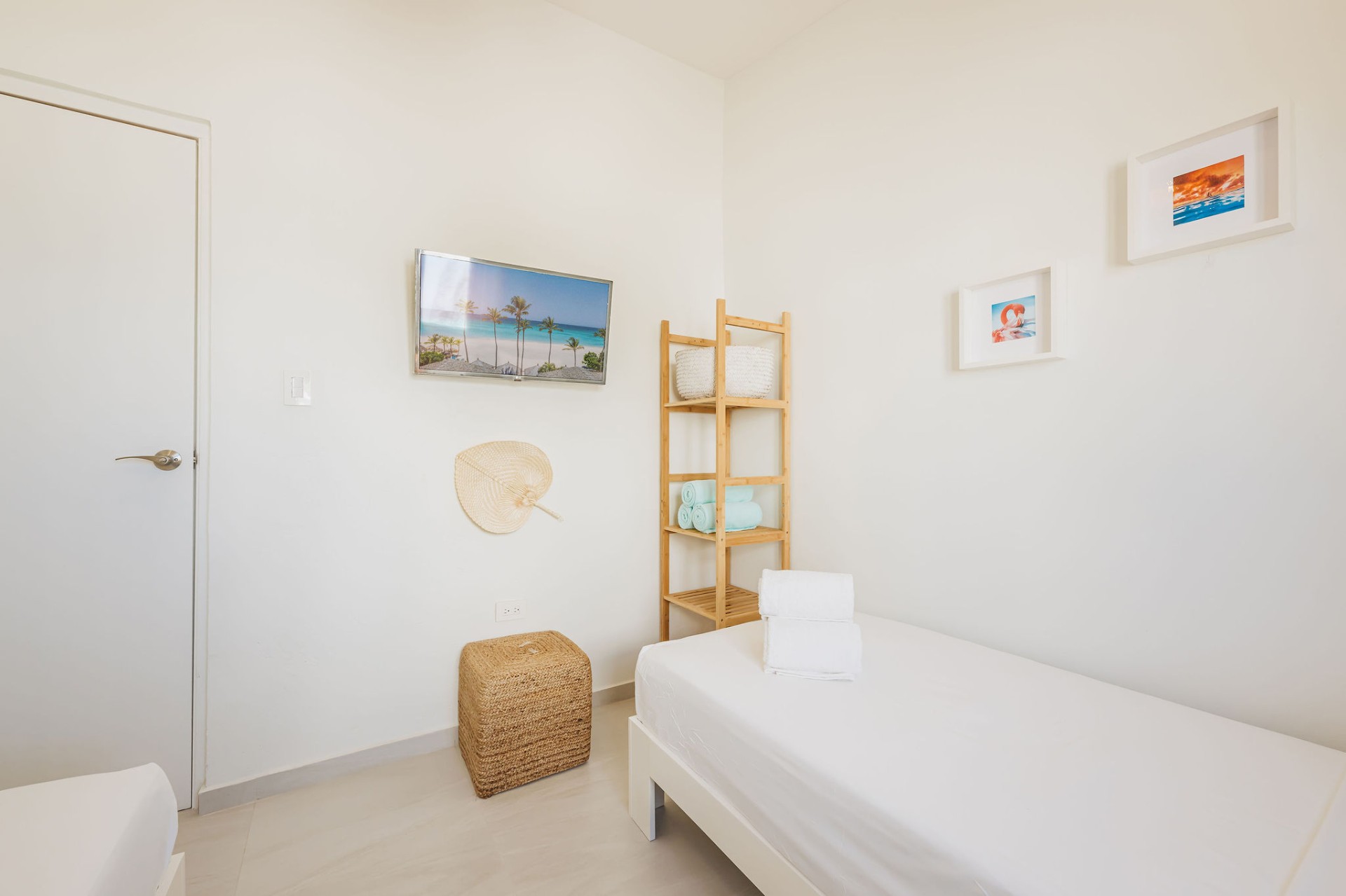 Hoya · Bedrooms