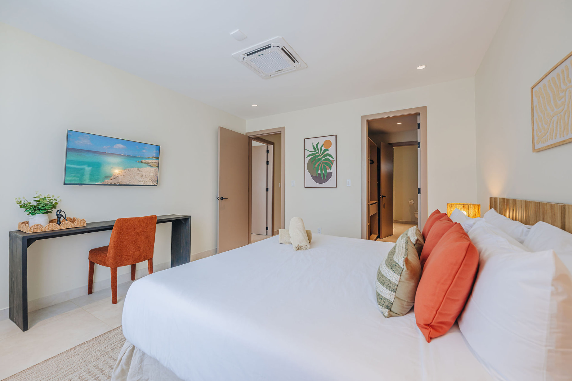Costa Catalina · Bedrooms