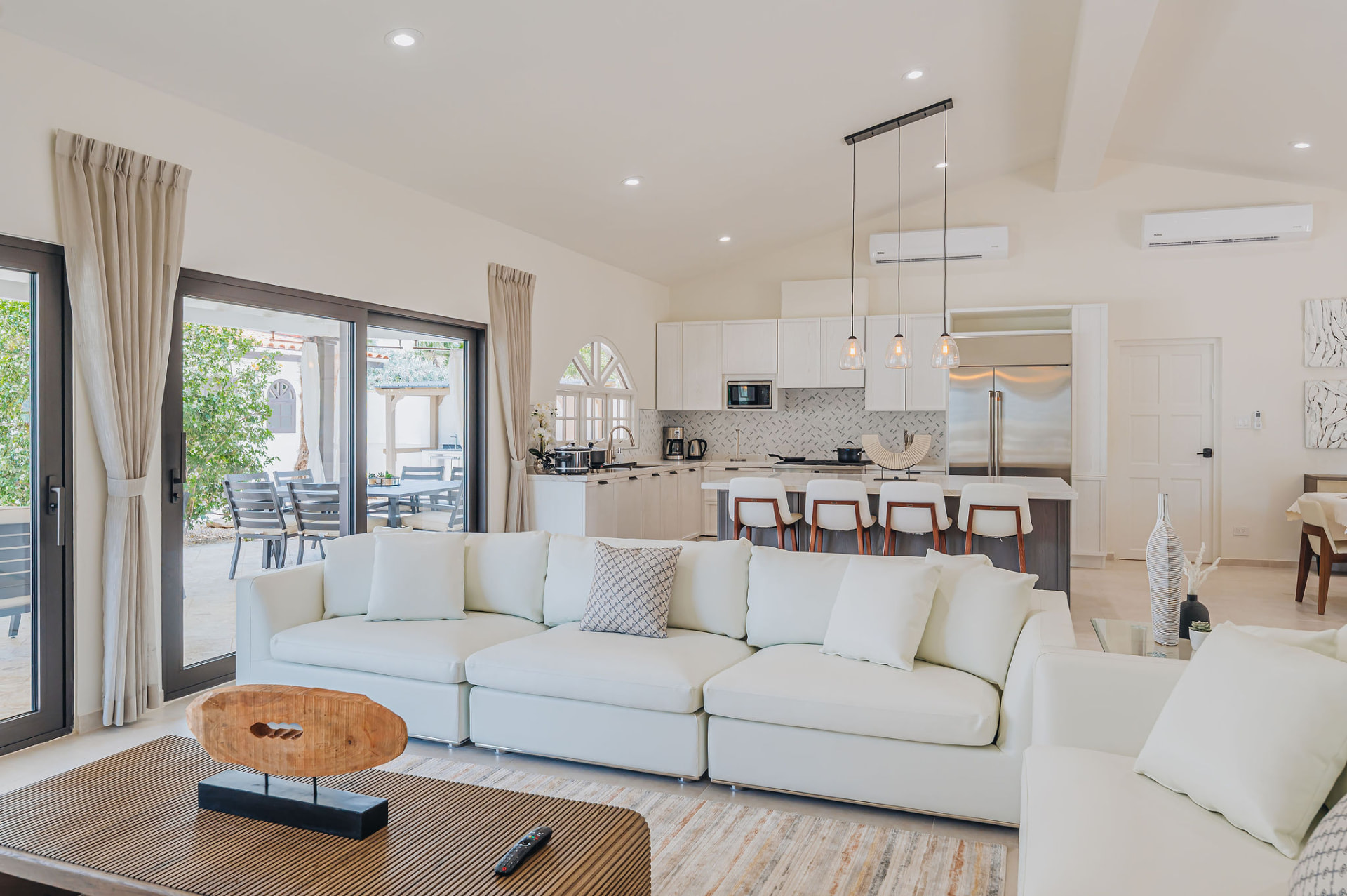 Reina del Sol · Living & dining