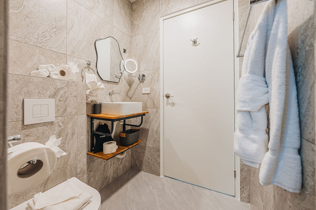 Brisa Dushi · Bathrooms