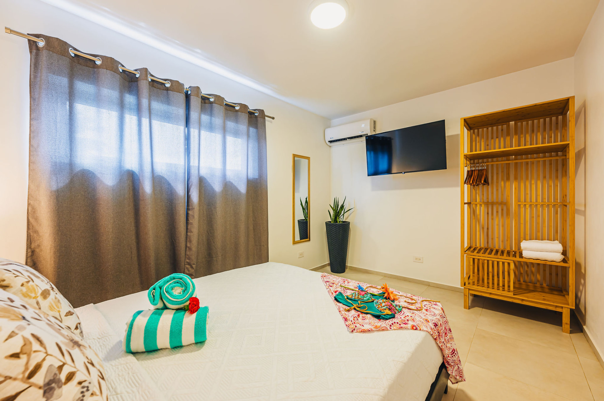 Soleia · Bedrooms