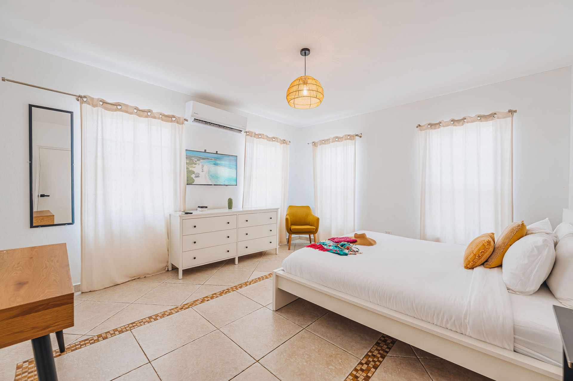 Cadushi · Second master bedroom