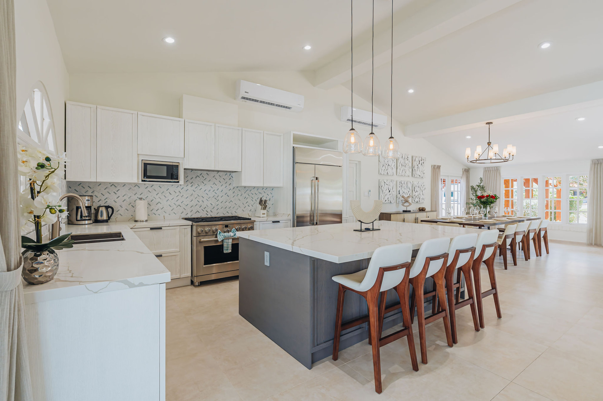 Reina del Sol · Living & dining