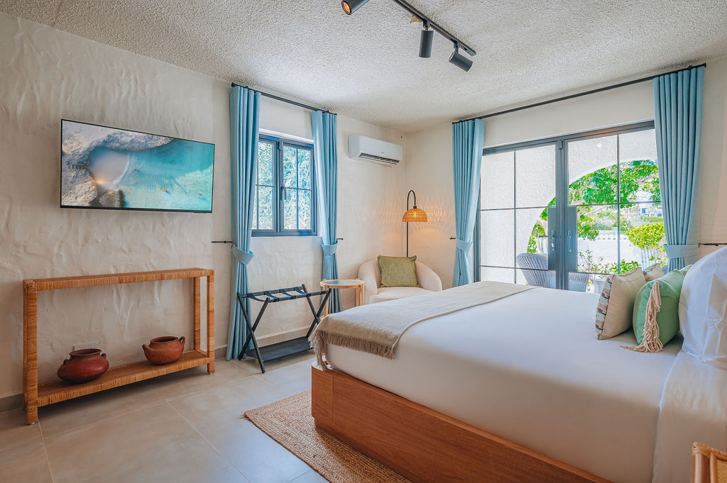 Bougainvillea · Bedrooms & suites