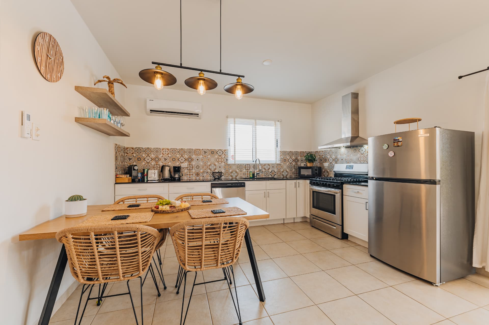 Palmitas · Kitchen & dining
