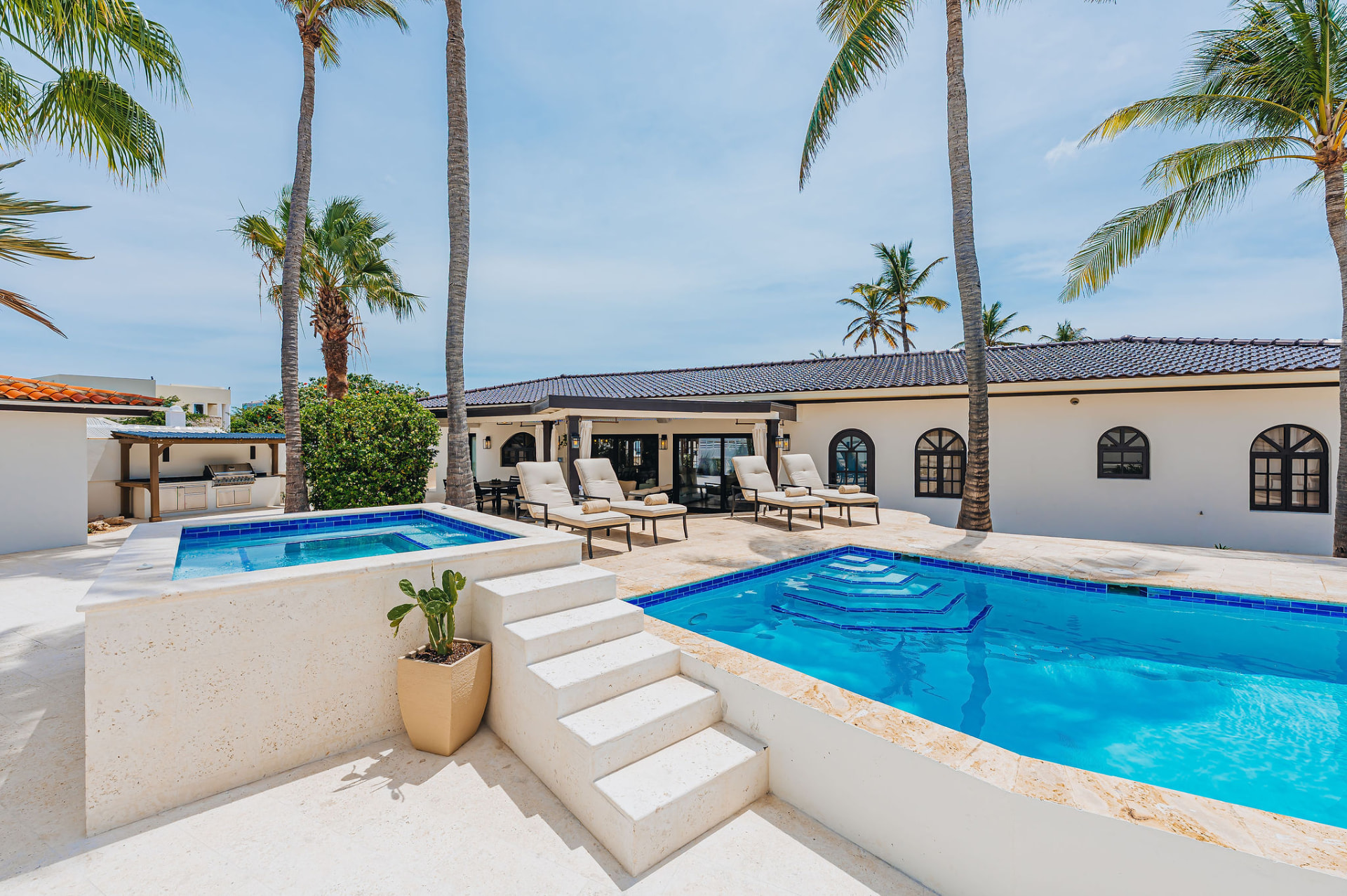 Reina del Sol · Outdoor & pool