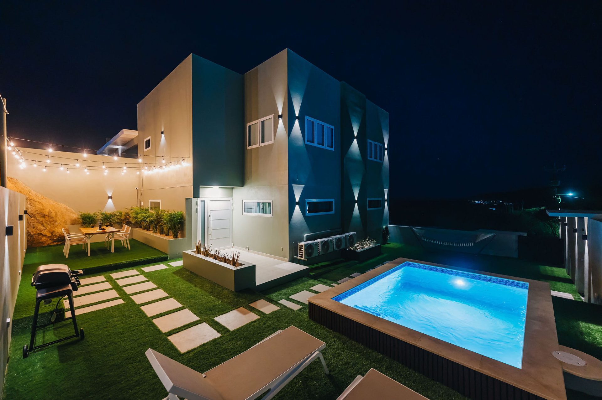 Soleia · Pool & outdoor living