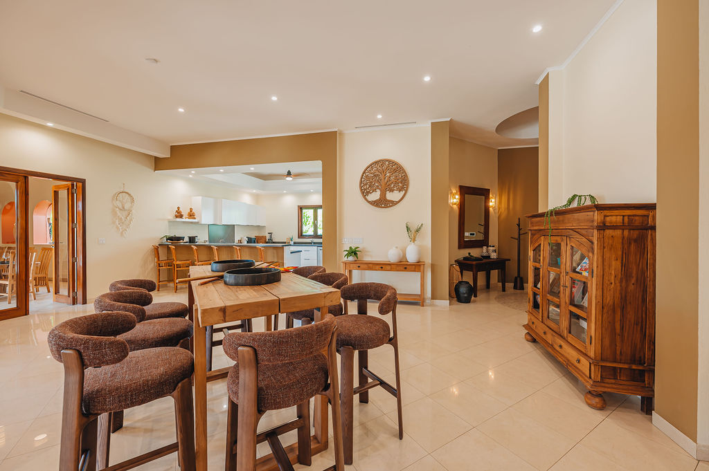 Arbol de Vida · Kitchen & dining