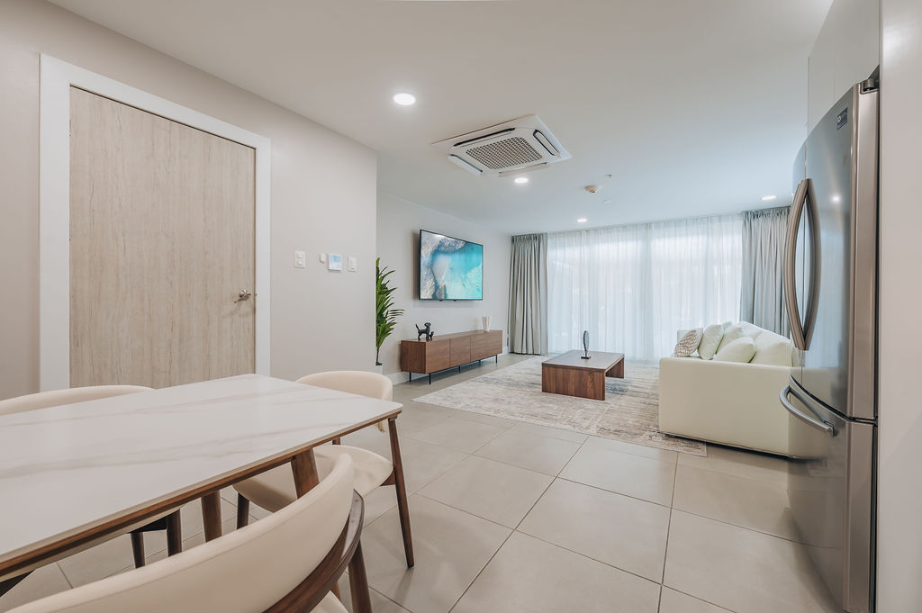 Reina del Mar · Living & dining