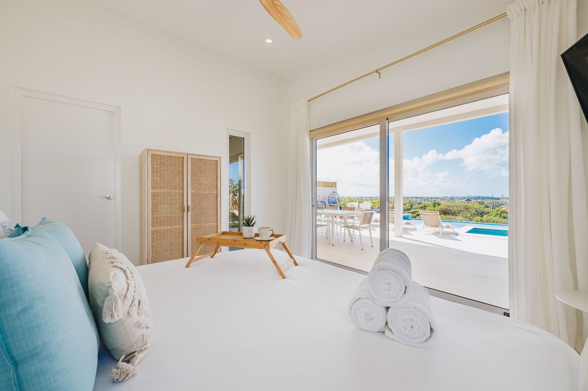 Hoya · Master suites