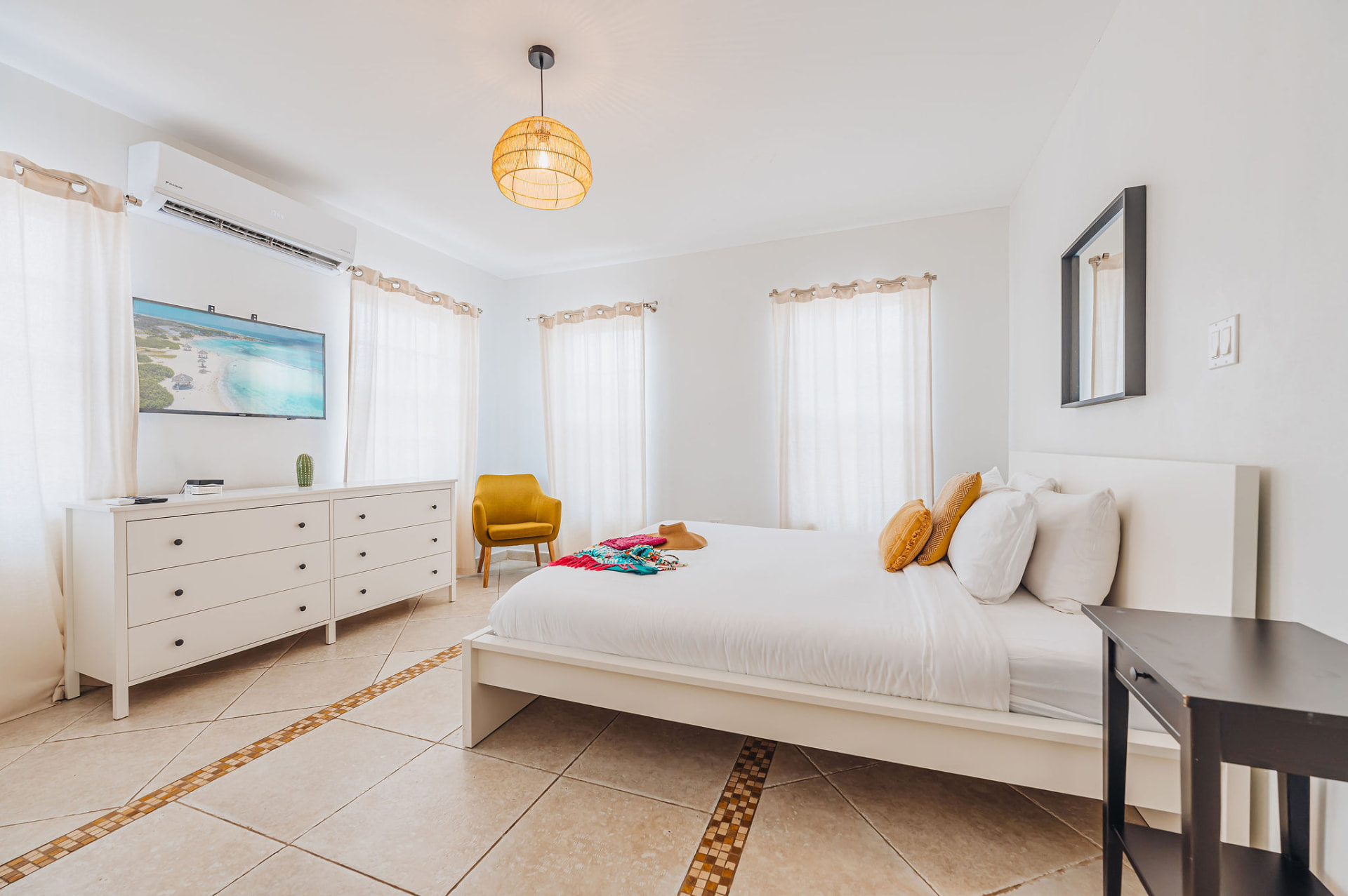 Cadushi · Second master bedroom