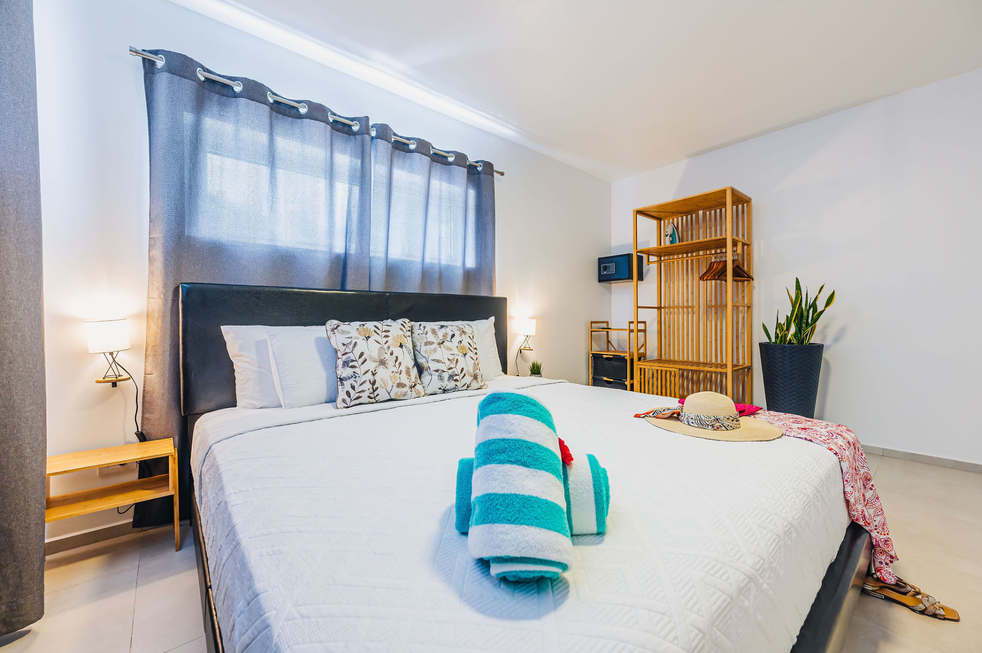 Soleia · Bedrooms