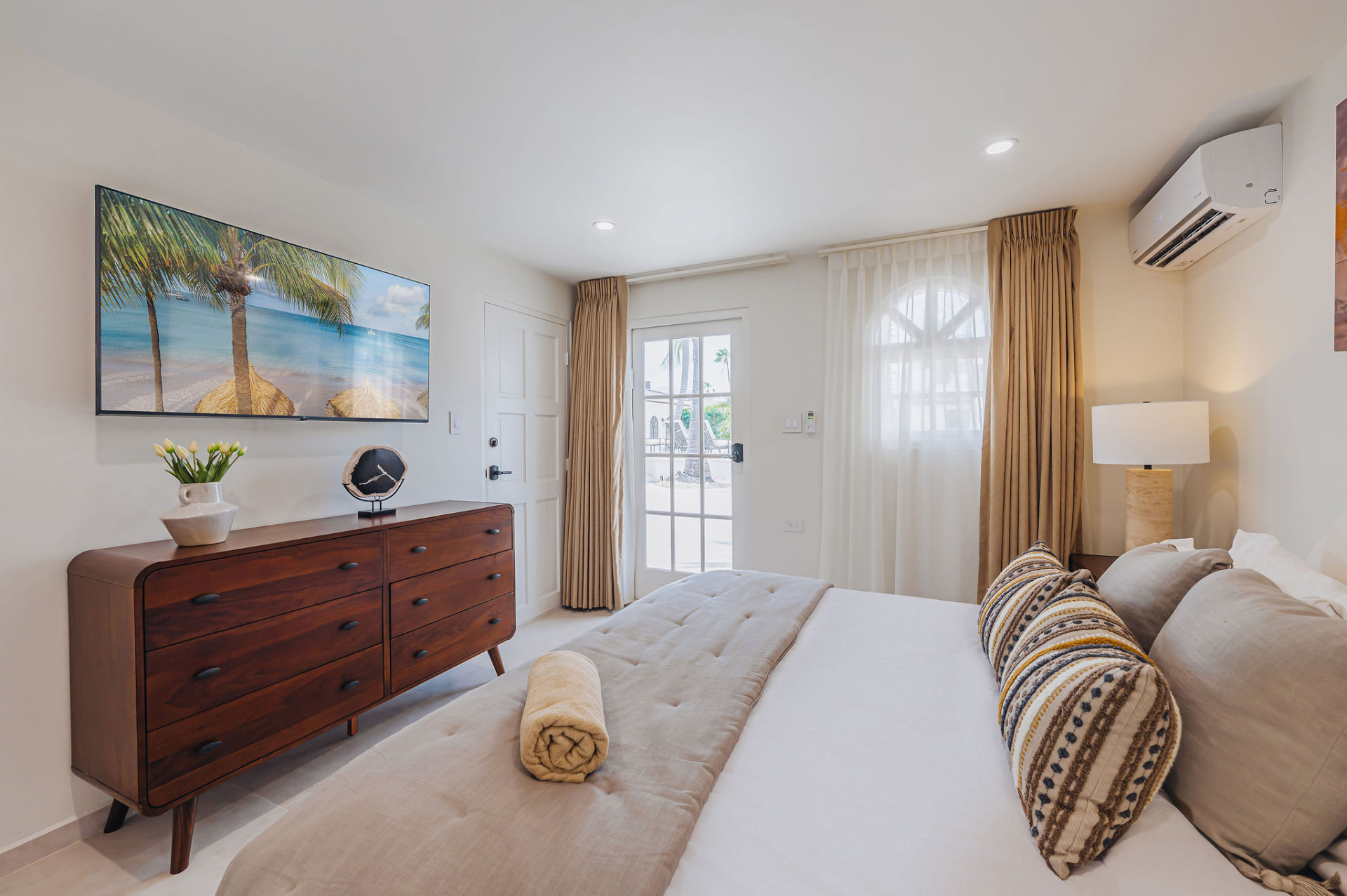 Reina del Sol · Bedrooms
