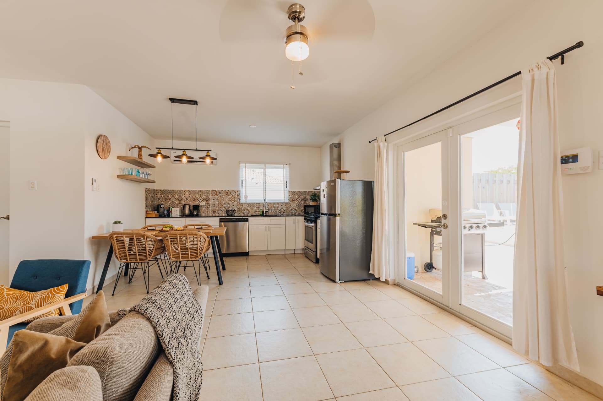 Palmitas · Living & dining