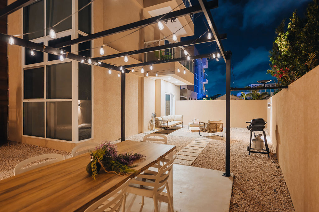Condo Aracari · Evening & exterior