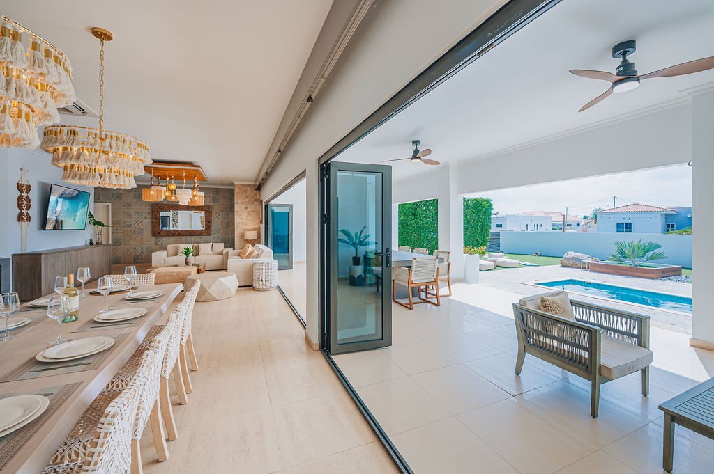 Sophie · Kitchen & dining