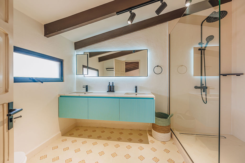 Bougainvillea · Bathrooms