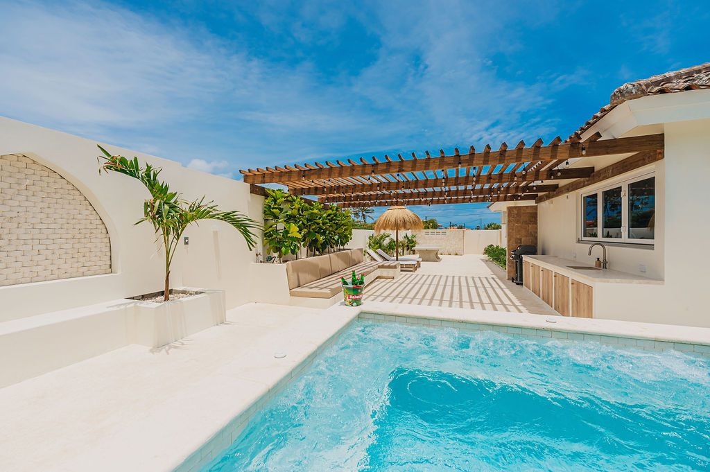 Amandari · Pool & terrace