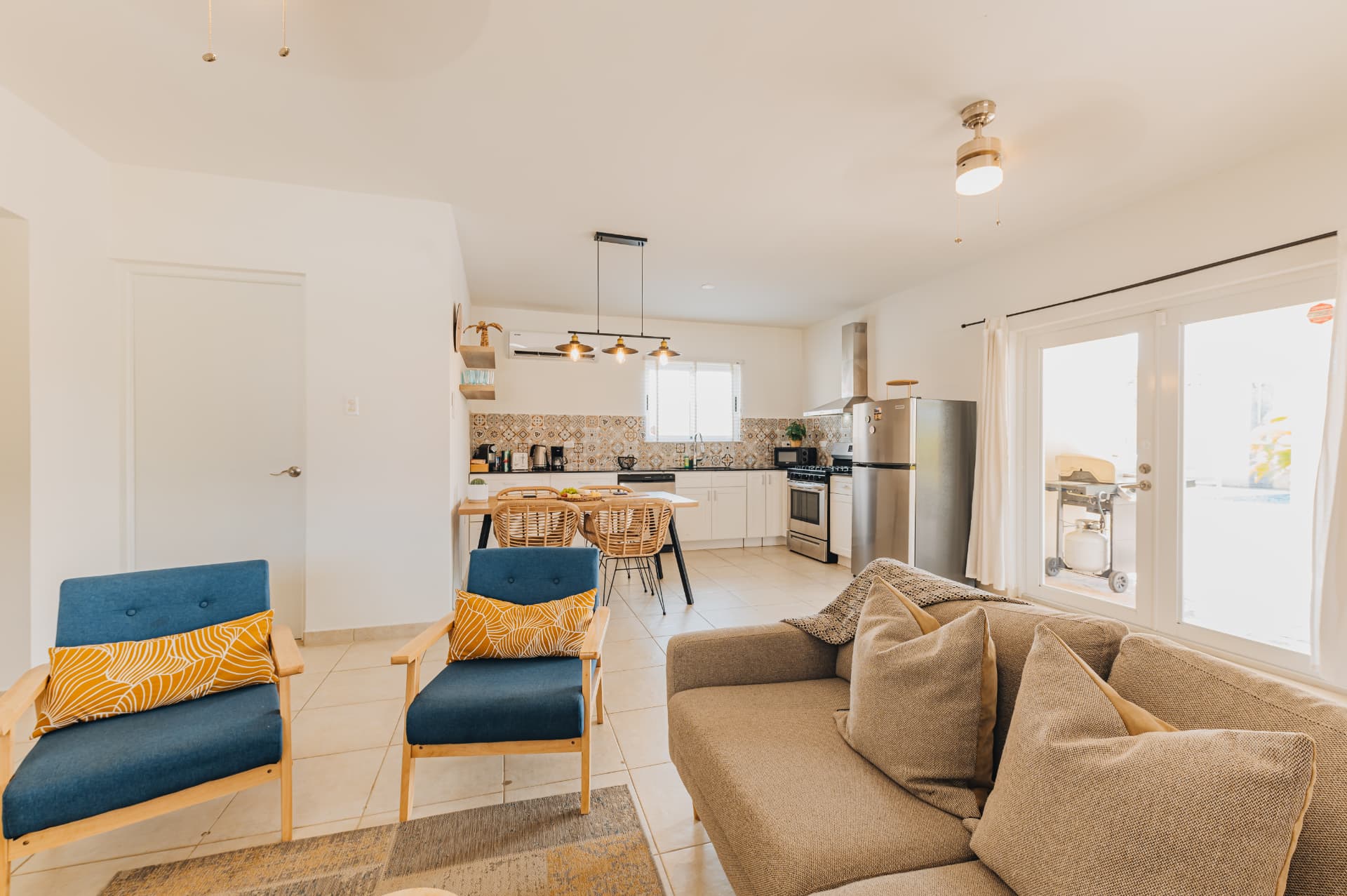 Palmitas · Living & dining