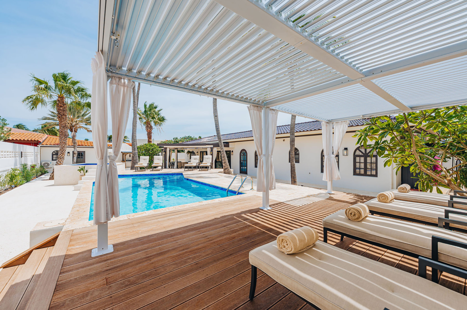 Reina del Sol · Outdoor & pool