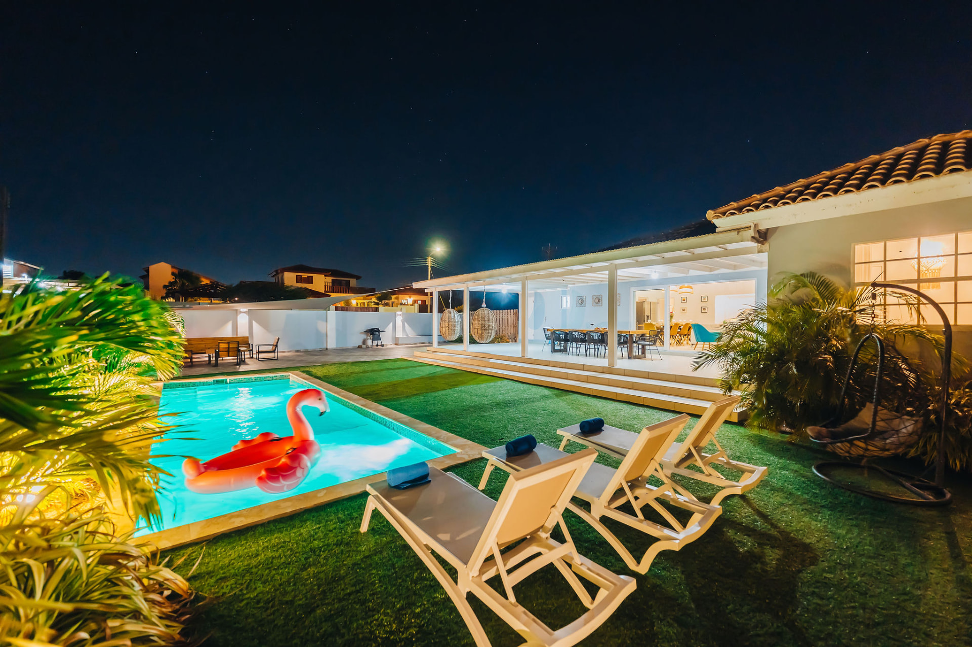Cadushi · Outdoor & pool